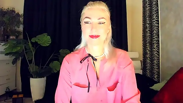 Snapshot of _SABOTAGE_ chatting on 17, 5, 2026 SABOTAGE online show from 17, 5, 2026