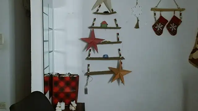 Nikkykora15 online show from 19, 12, 2025