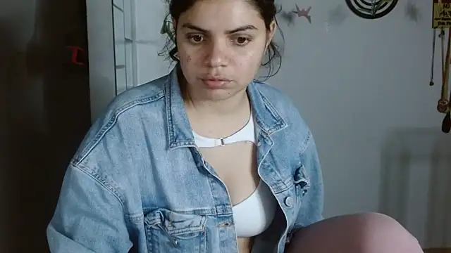 Nikkykora15 online show from 17, 2, 2026