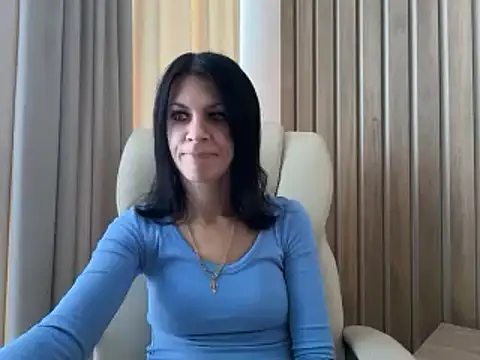 Snapshot of InjaAtHome chatting on 25, 10, 2025 InjaAtHome online show from 25, 10, 2025