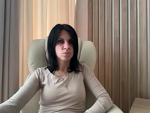 Snapshot of InjaAtHome chatting on 8, 10, 2025 InjaAtHome online show from 8, 10, 2025