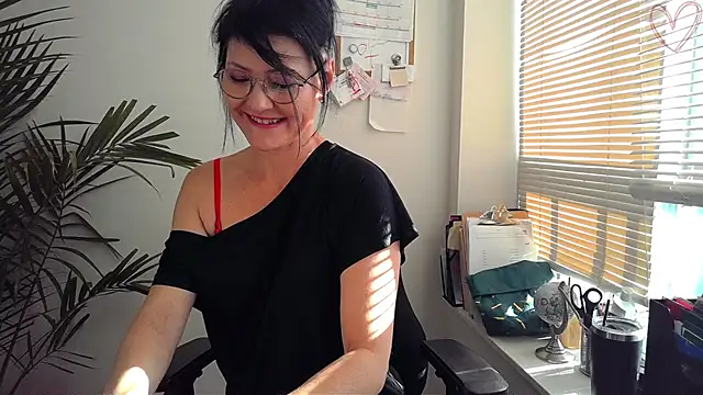 City Kat online show from 11, 11, 2025