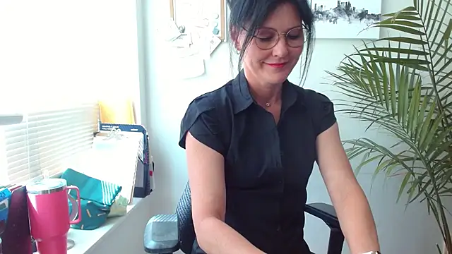 Snapshot of City_Kat chatting on 17, 7, 2026 City Kat online show from 17, 7, 2026