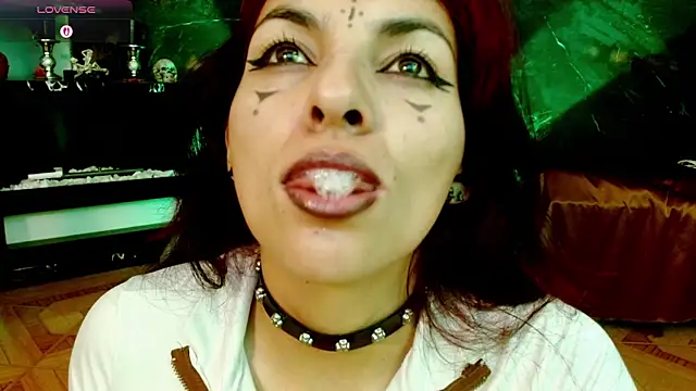Snapshot of julieth_sex1 chatting on 30, 4, 2026 julieth sex1 online show from 30, 4, 2026
