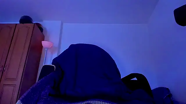 Snapshot of Eiden_allenx chatting on 9, 7, 2026 Eiden allenx online show from 9, 7, 2026