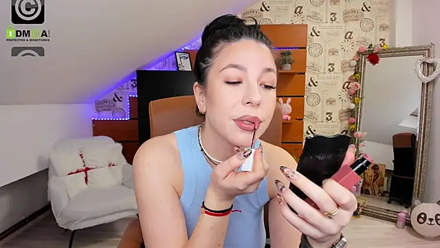 EmillyTaylor online show from 13, 3, 2026