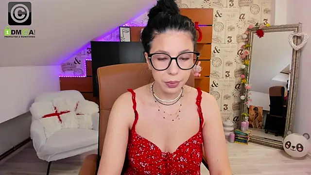 EmillyTaylor online show from 14, 1, 2026