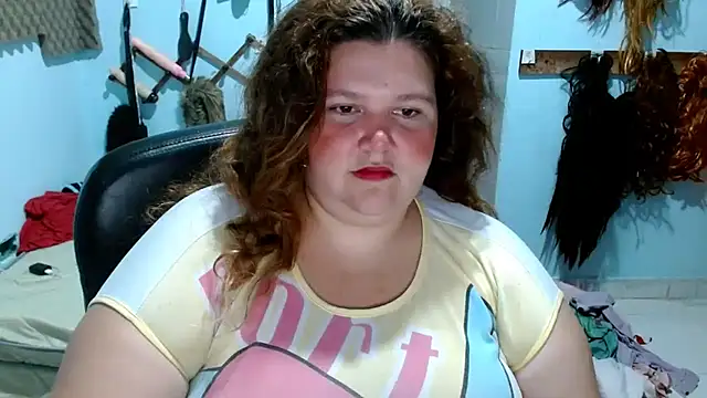 squirt322bbw online show from 21, 9, 2025