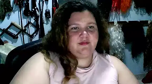 squirt322bbw online show from 3, 3, 2025
