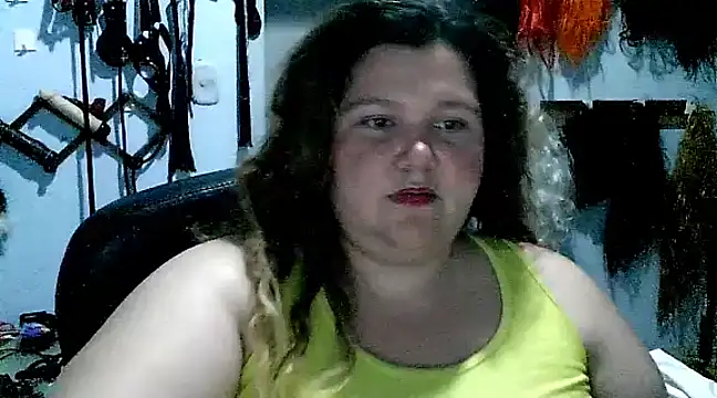 squirt322bbw online show from 5, 3, 2025