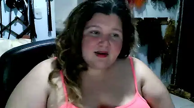 squirt322bbw online show from 12, 3, 2025