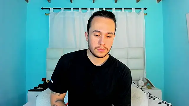 Snapshot of juan__jimenez chatting on 11, 11, 2025 juan jimenez online show from 11, 11, 2025