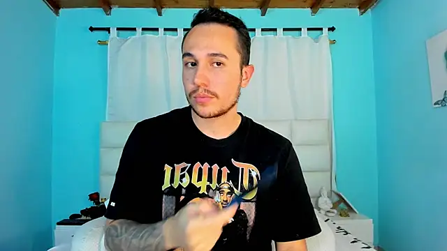 Snapshot of juan__jimenez chatting on 10, 11, 2025 juan jimenez online show from 10, 11, 2025