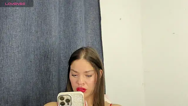 Snapshot of zoe69x chatting on 18, 2, 2025 zoe69x online show from 18, 2, 2025