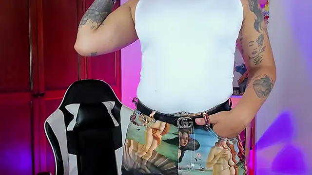 eymy-hadid online show from 11, 11, 2025