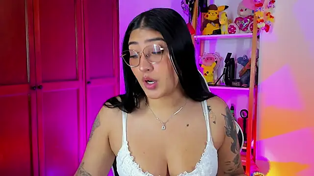 eymy-hadid online show from 24, 10, 2025