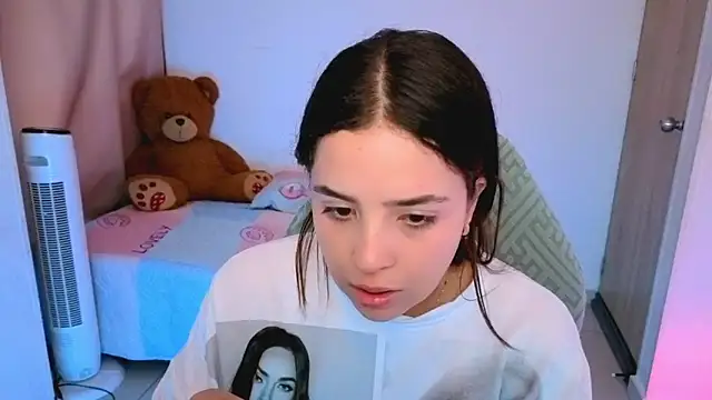  alicia z online show from 6, 4, 2026