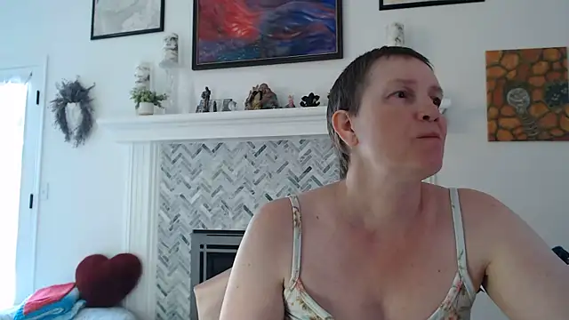 AuroraWillows online show from 9, 5, 2026