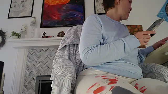 AuroraWillows online show from 9, 1, 2026