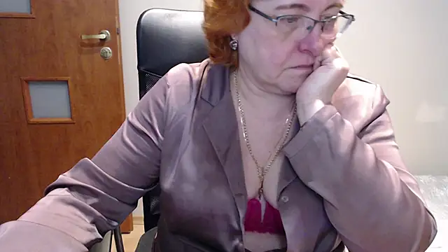 JoannaAndNeighbour online show from 10, 3, 2025