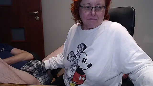 JoannaAndNeighbour online show from 6, 2, 2025