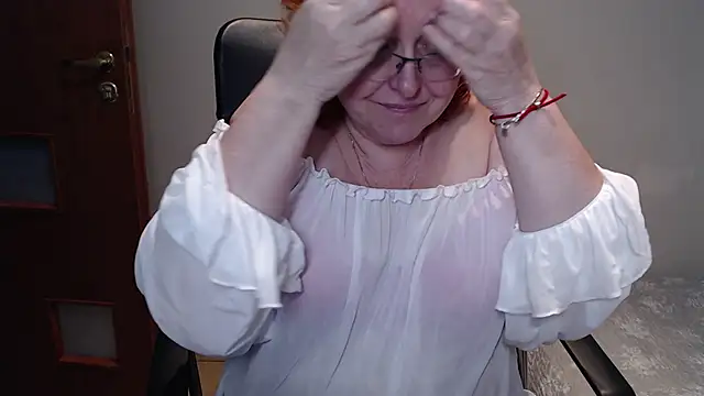 JoannaAndNeighbour online show from 6, 2, 2025