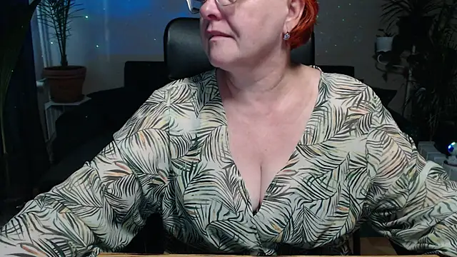 JoannaAndNeighbour online show from 10, 9, 2025