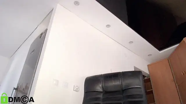 Snapshot of DollySun chatting on 19, 2, 2025 DollySun online show from 19, 2, 2025