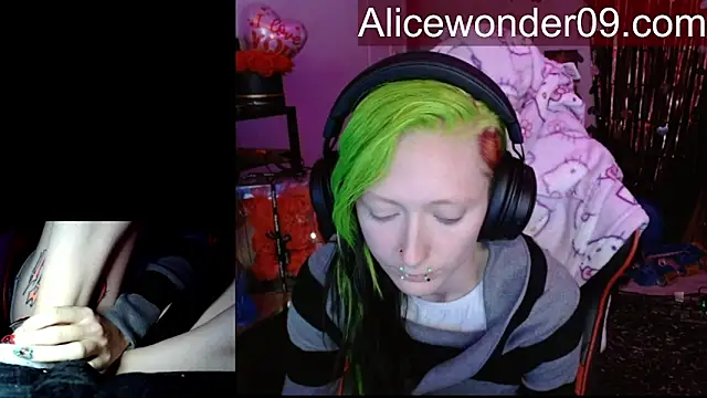 alicewonder09 online show from 15, 2, 2026