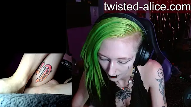 Snapshot of alicewonder09 chatting on 29, 6, 2026 alicewonder09 online show from 29, 6, 2026