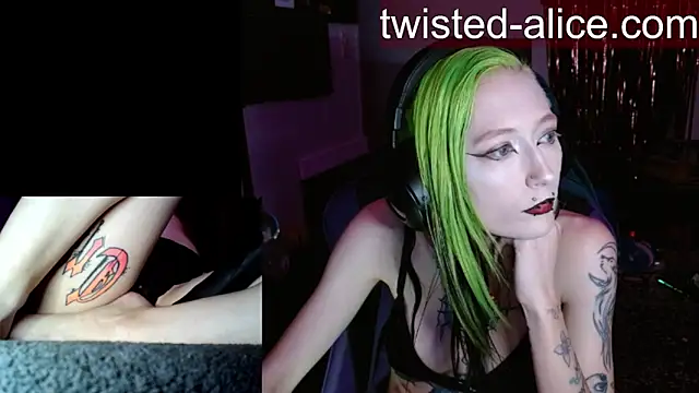 Snapshot of alicewonder09 chatting on 1, 7, 2026 alicewonder09 online show from 1, 7, 2026