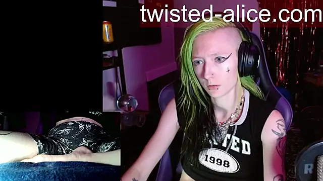 Snapshot of alicewonder09 chatting on 15, 7, 2026 alicewonder09 online show from 15, 7, 2026
