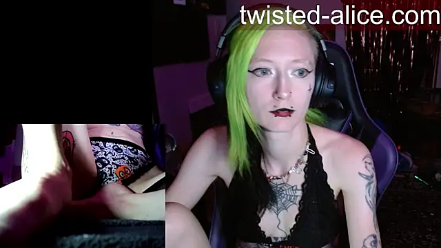 Snapshot of alicewonder09 chatting on 2, 7, 2026 alicewonder09 online show from 2, 7, 2026