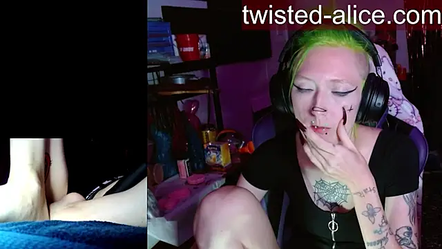 Snapshot of alicewonder09 chatting on 7, 6, 2026 alicewonder09 online show from 7, 6, 2026