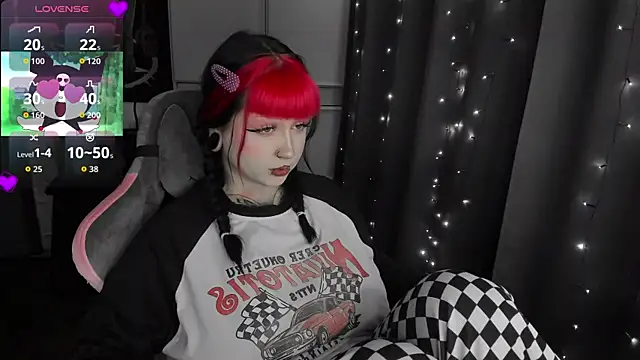 Snapshot of t0riayun0 chatting on 23, 7, 2026 t0riayun0 online show from 23, 7, 2026