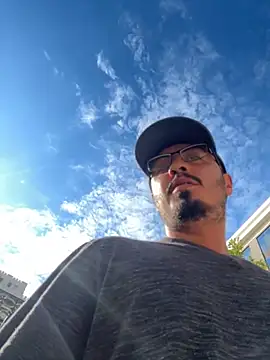 Bbyboyivan online show from 1, 11, 2025