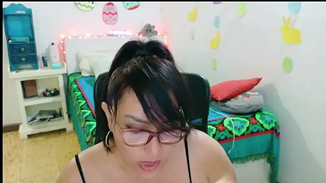 hottplay online show from 7, 4, 2026