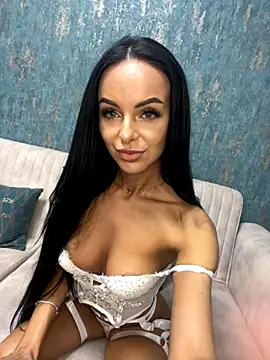 Snapshot of amandaX06 chatting on 18, 11, 2025 amandaX06 online show from 18, 11, 2025