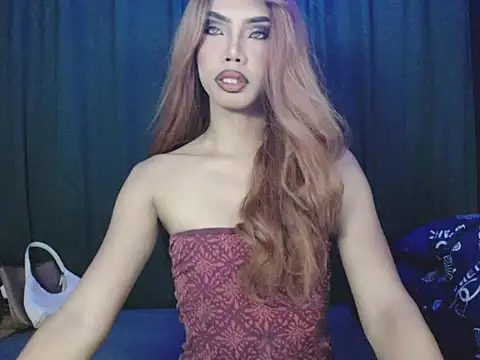Snapshot of MirabelleNotch chatting on 19, 6, 2026 MirabelleNotch online show from 19, 6, 2026