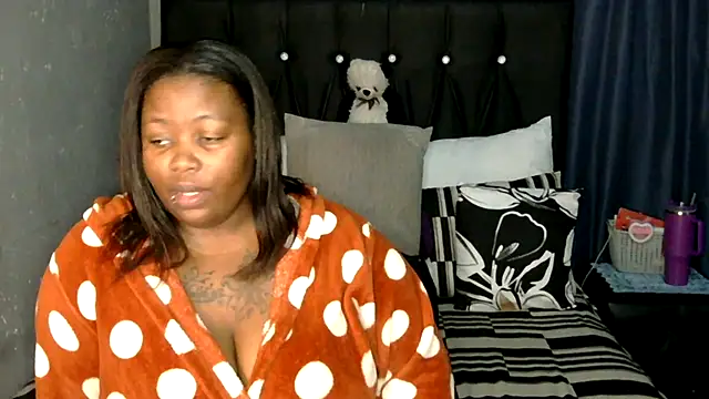 caramelbooty69 online show from 7, 4, 2026