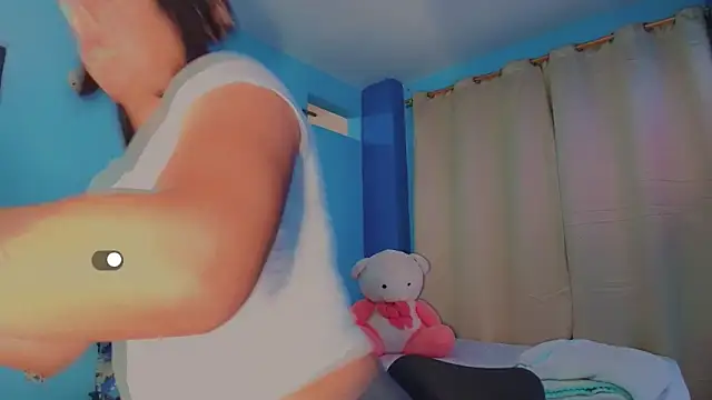 catalinabrawn1 online show from 7, 4, 2026