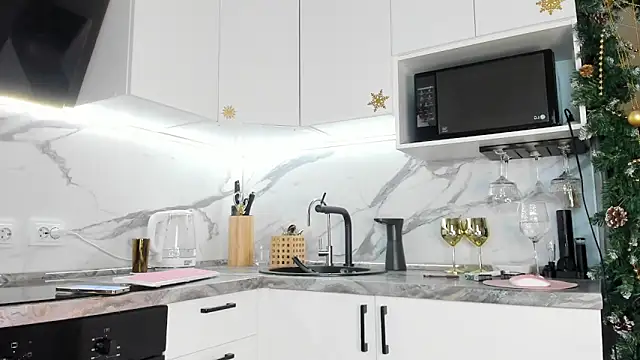 Lex Love online show from 29, 12, 2024