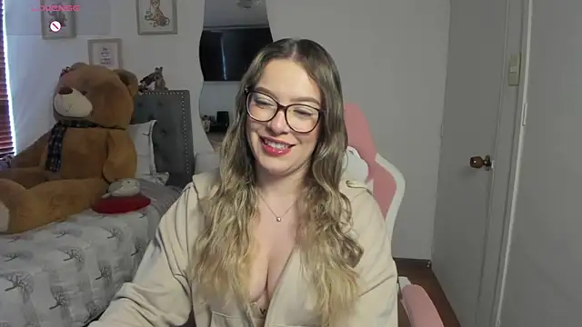 Snapshot of samysweet_8 chatting on 27, 5, 2026 samysweet 8 online show from 27, 5, 2026