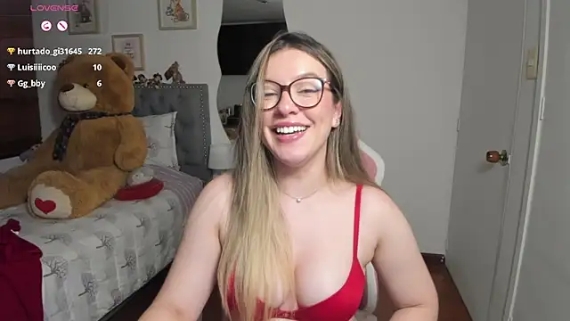 Snapshot of samysweet_8 chatting on 7, 6, 2026 samysweet 8 online show from 7, 6, 2026