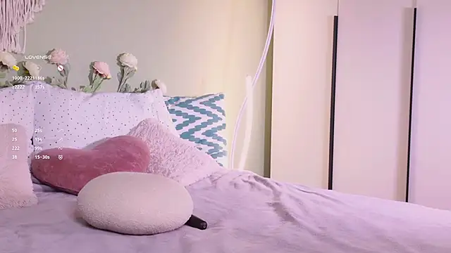 Rinas secret online show from 25, 9, 2025