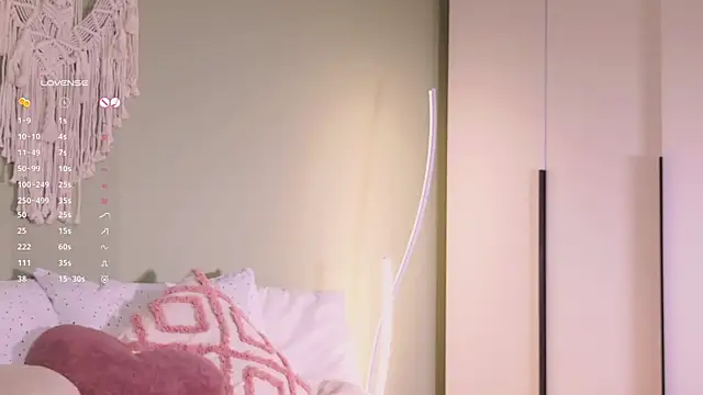 Rinas secret online show from 8, 11, 2025