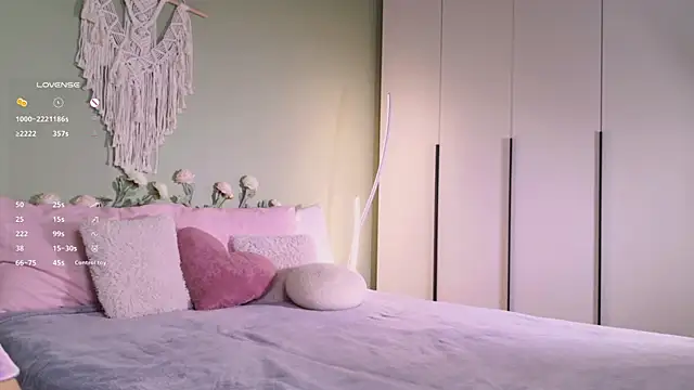 Rinas secret online show from 22, 9, 2025