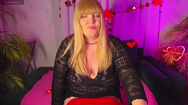 NicoleKind online show from 15, 2, 2025