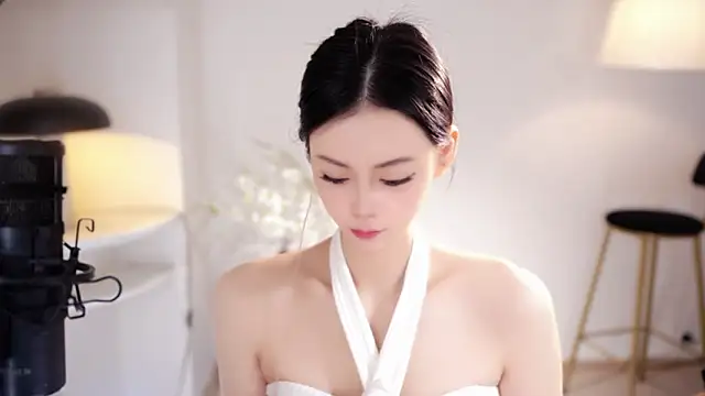 Ocean--Lili online show from 8, 1, 2026