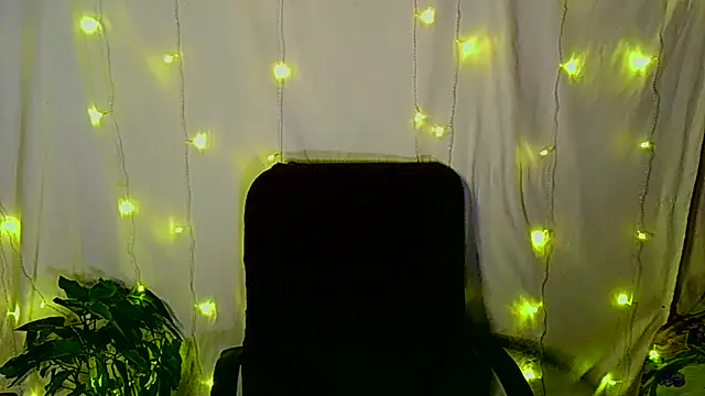 Victoria Marks online show from 30, 11, 2025